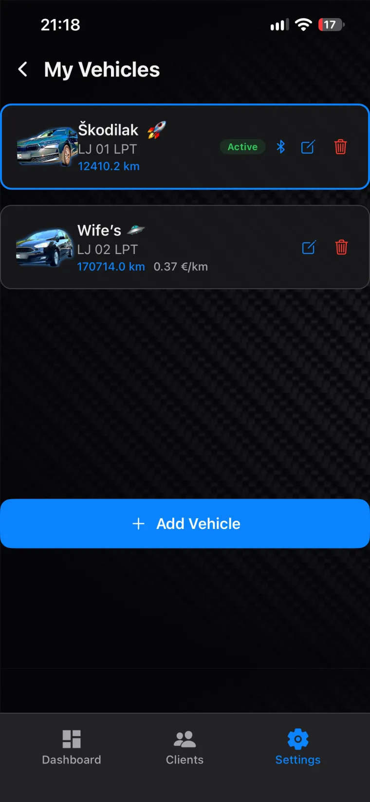 Vehicle list with photos, registration and odometer readings
